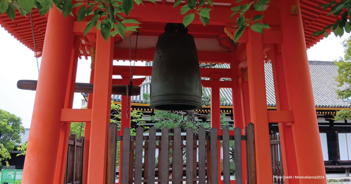 Bronze bell in front of the Buddhist temple called Sanjūsangen-dō, also known as the temple of 1,000 Buddhas